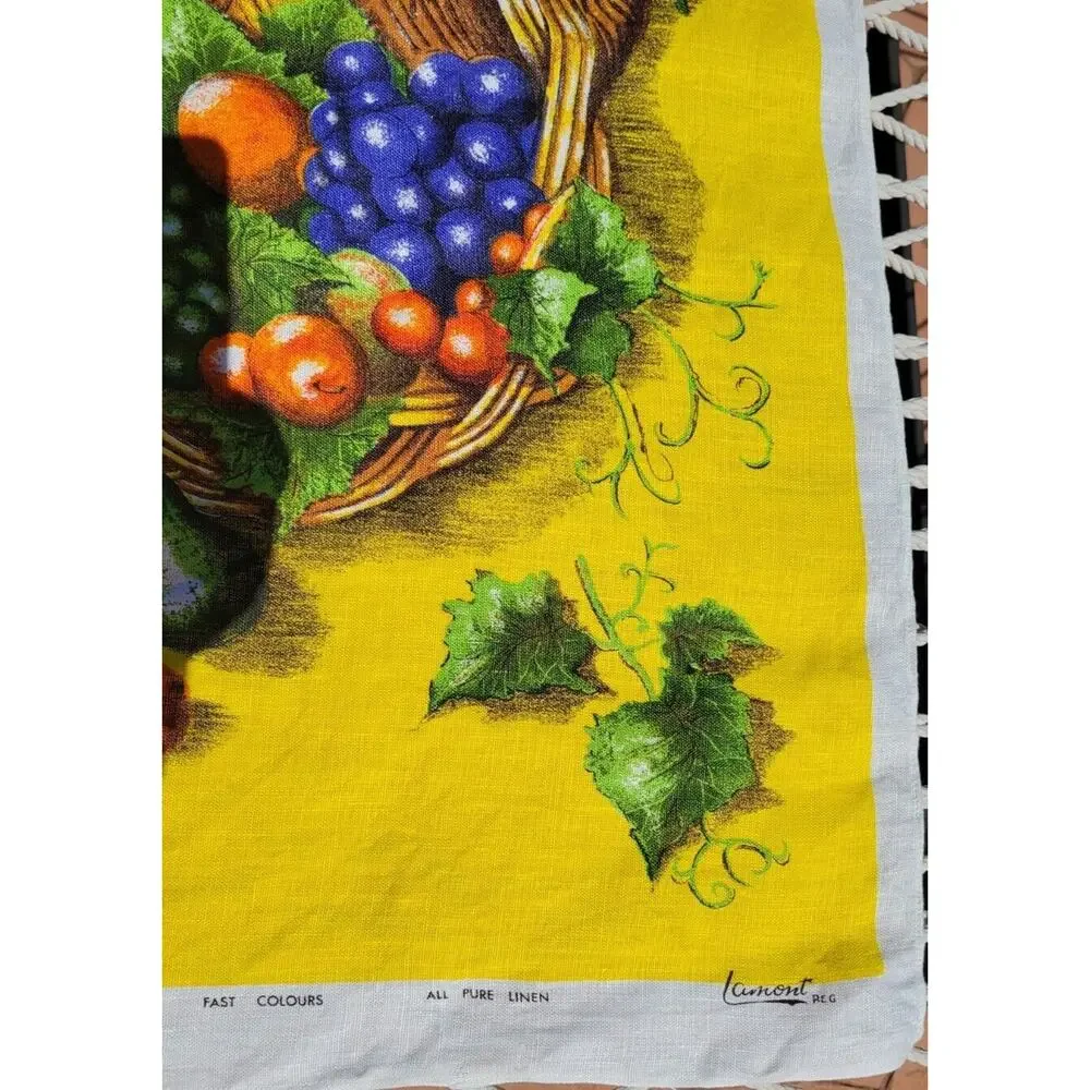VINTAGE LAMONT PURE LINEN TEA DISH TOWEL FRUIT RED GREEN YELLOW 1970'S PRISTINE!